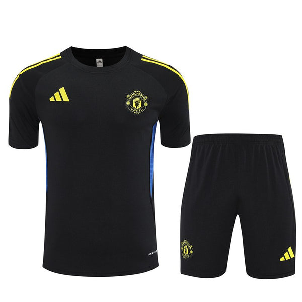 Manchester United Training Set 2025/2026