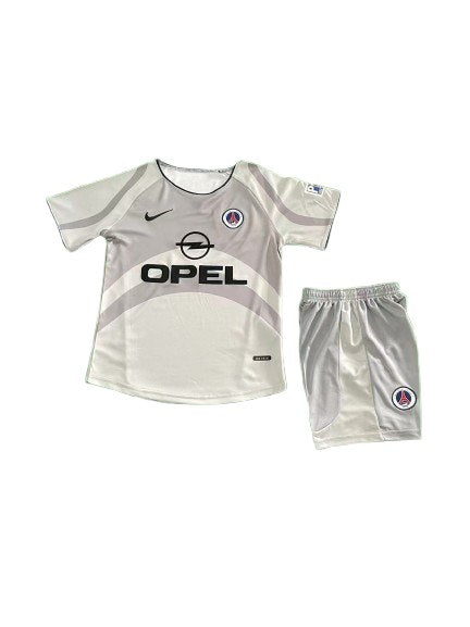 Paris Saint-Germain Away Kit 2001-2002