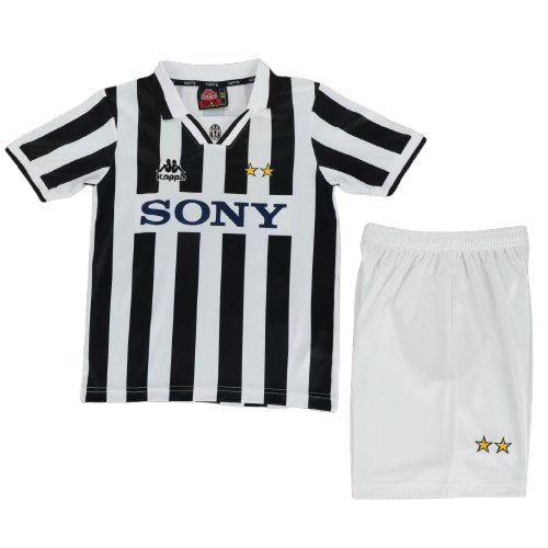 Juventus Home Kit 1995-1997
